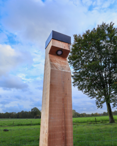 Lámpara solar exterior Sunnylight SK149ZW + base + protector de postes